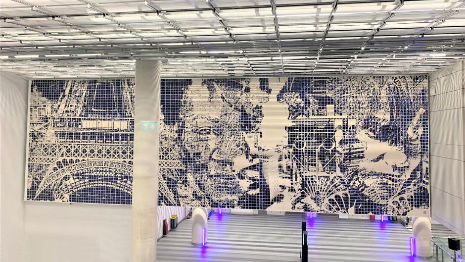 Vhils' art at Orly Airport station